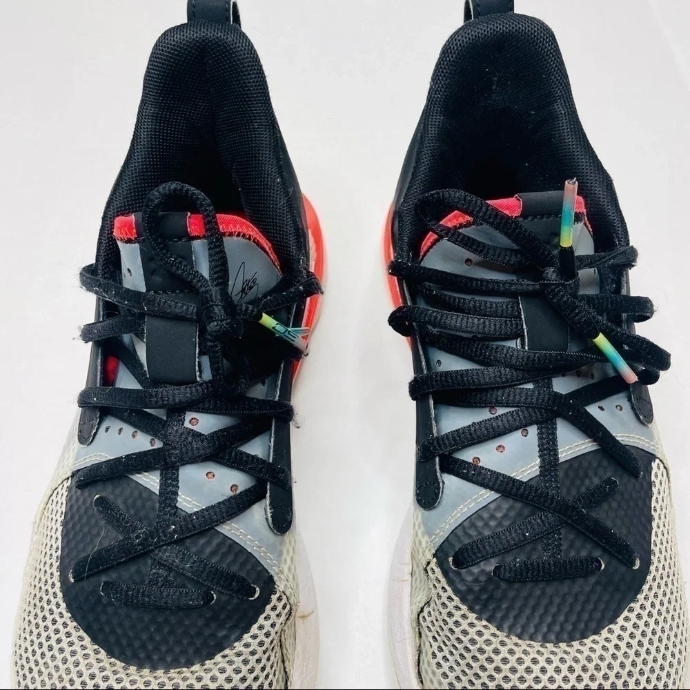 Under Armour Steph Curry HOVR Basketball Shoes
